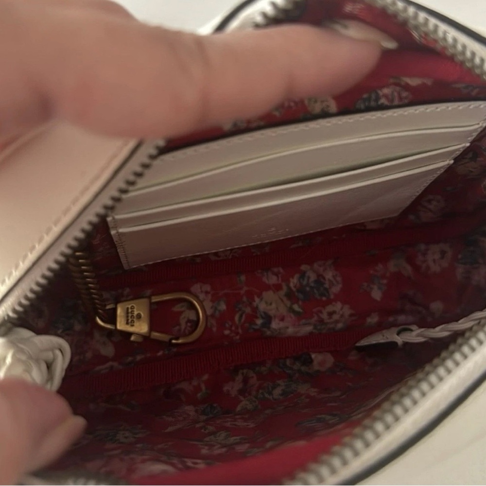Gucci Cream leather Quilted Crossbody Bag with Green and Red Stripe - Picture 5 of 7